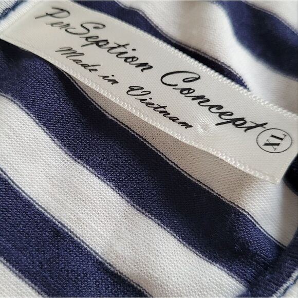 💙3 for $30💙 Faux Tie Front Striped Dolman Sleeve Top XL - Picture 4 of 4